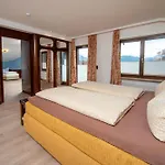 Alpenvilla - Mit Sauna Und Sommerhoernerbahnen Kostenlos Semesterbostad *