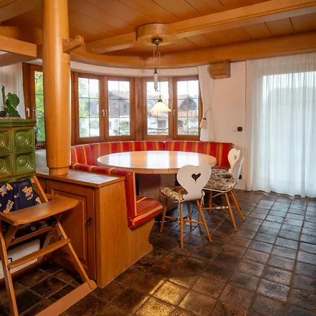 Holiday home Alpenvilla - Mit Sauna Und Sommerhoernerbahnen Kostenlos Bolsterlang