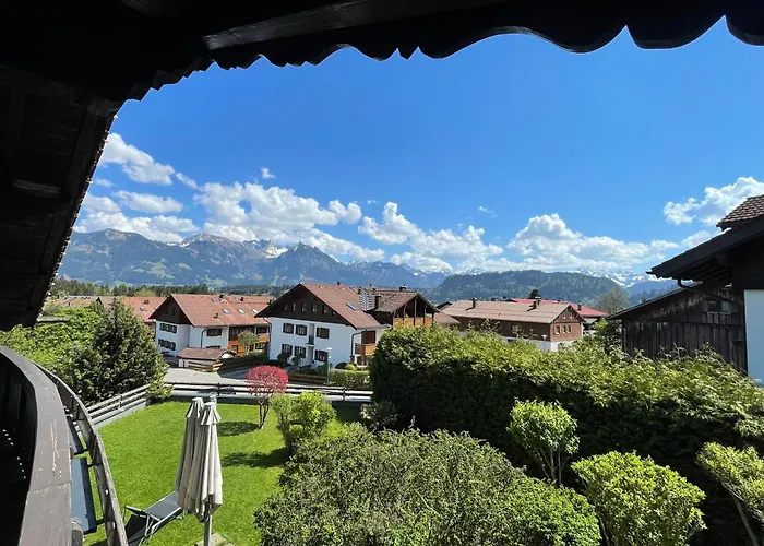 Holiday home Alpenvilla - Mit Sauna Und Sommerhoernerbahnen Kostenlos Bolsterlang